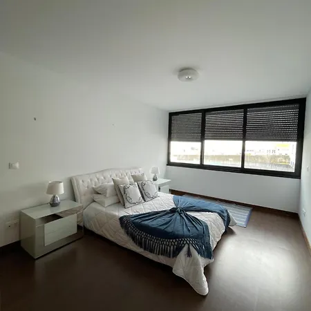 Neat Apartment Ponta Delgada Buitenkant foto